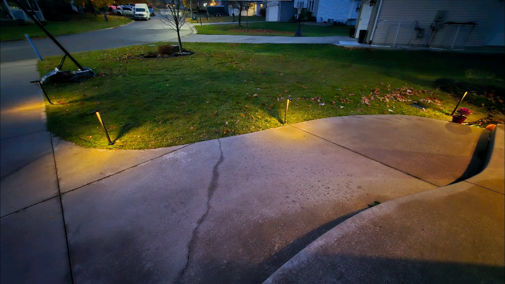 How to Choose the Right Height for Pathway Lights: A Step-by-Step Guide